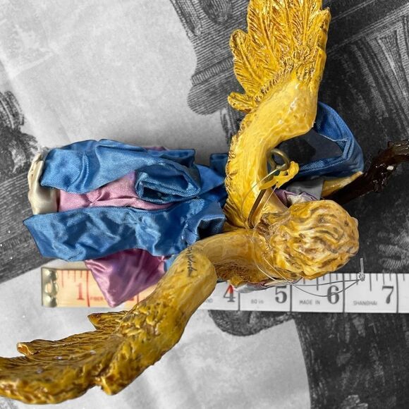 Hand painted and signed Angel - Picture 10 of 10